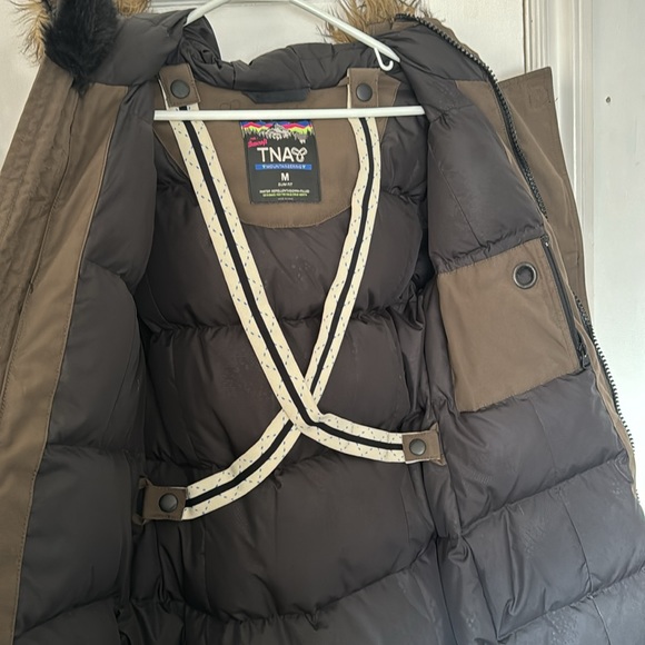 TNA Aritzia Parka - Picture 9 of 12